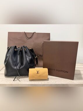 Louis Vuitton Petit Noe Epi Leather Black